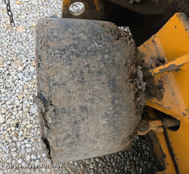 image for item EM7070 1999 Blaw-Knox  PF-3172 paver