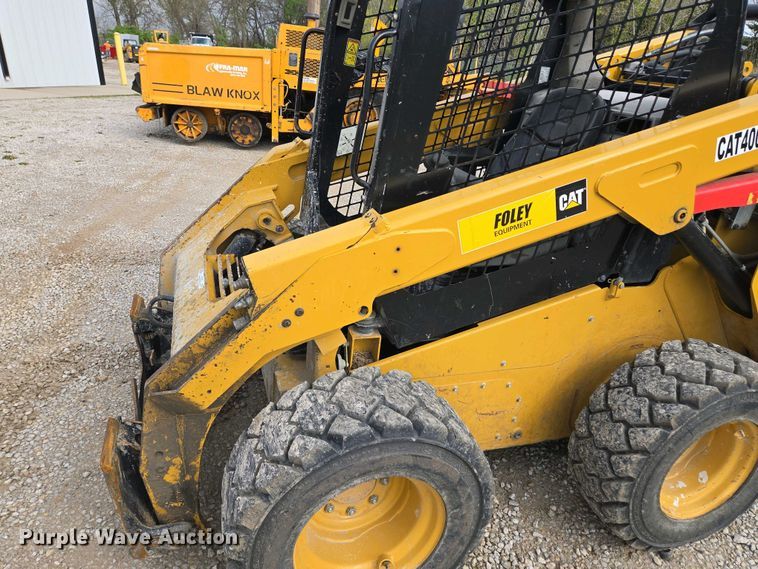 image for item EM7072 2015 Caterpillar 262D skid steer loader