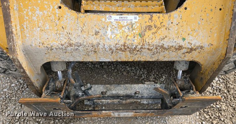 image for item EM7072 2015 Caterpillar 262D skid steer loader