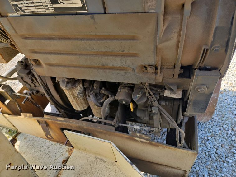 image for item EM7073 1987 Ingersoll Rand DD-32 double drum vibratory roller