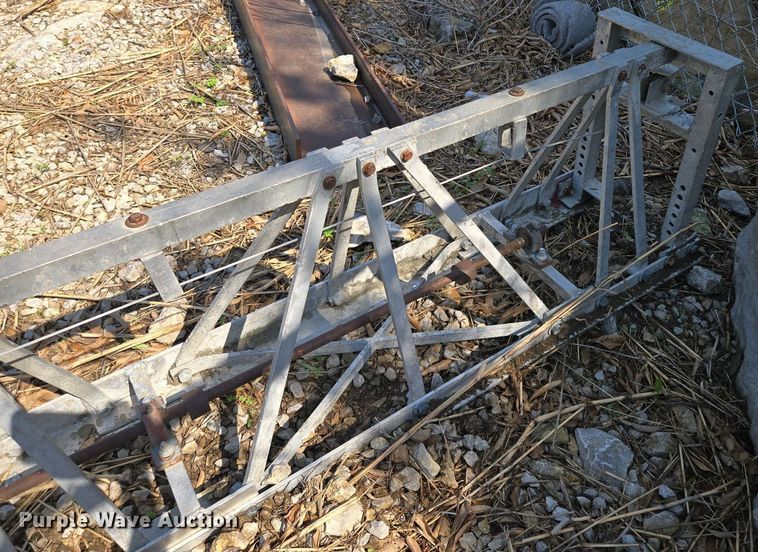 image for item EM7074 Truss screed