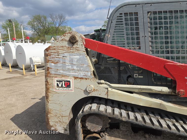 image for item EM7077 2014 Takeuchi TL12 tracked skid steer loader