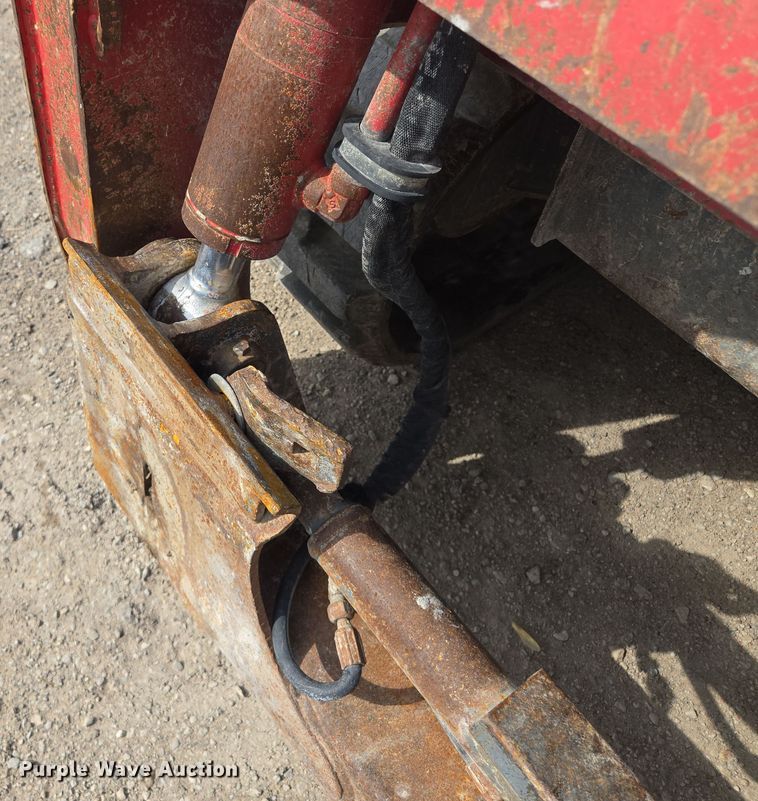 image for item EM7077 2014 Takeuchi TL12 tracked skid steer loader