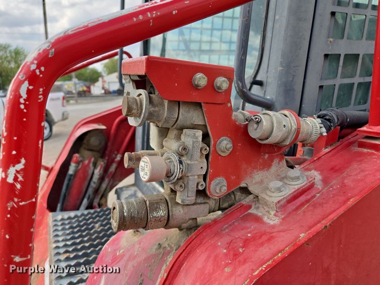 image for item EM7077 2014 Takeuchi TL12 tracked skid steer loader