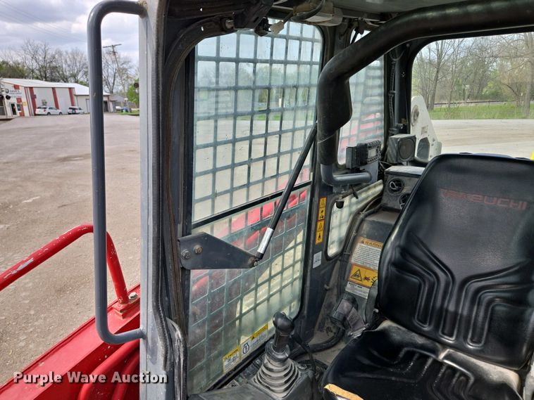 image for item EM7077 2014 Takeuchi TL12 tracked skid steer loader