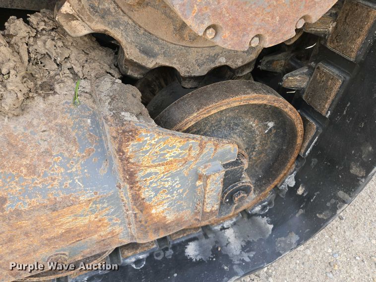 image for item EM7077 2014 Takeuchi TL12 tracked skid steer loader