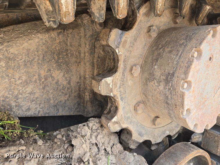 image for item EM7077 2014 Takeuchi TL12 tracked skid steer loader