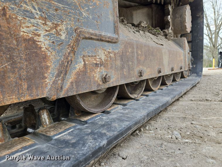 image for item EM7077 2014 Takeuchi TL12 tracked skid steer loader