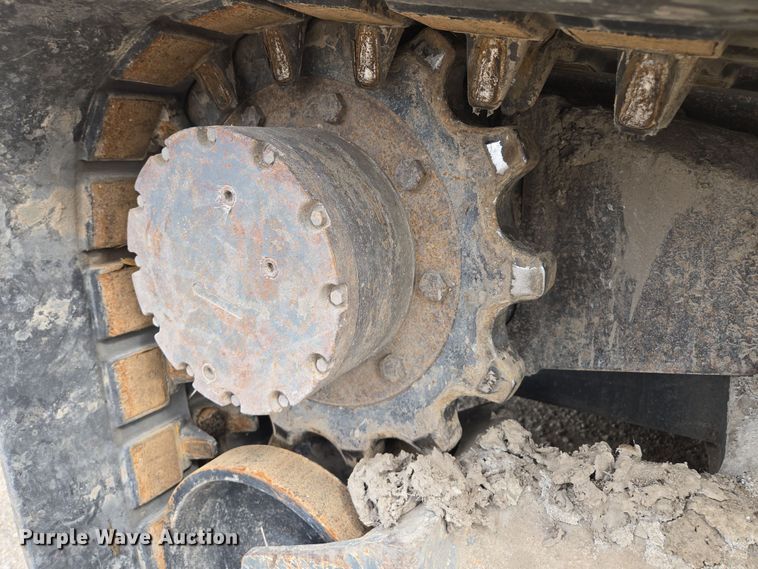 image for item EM7077 2014 Takeuchi TL12 tracked skid steer loader