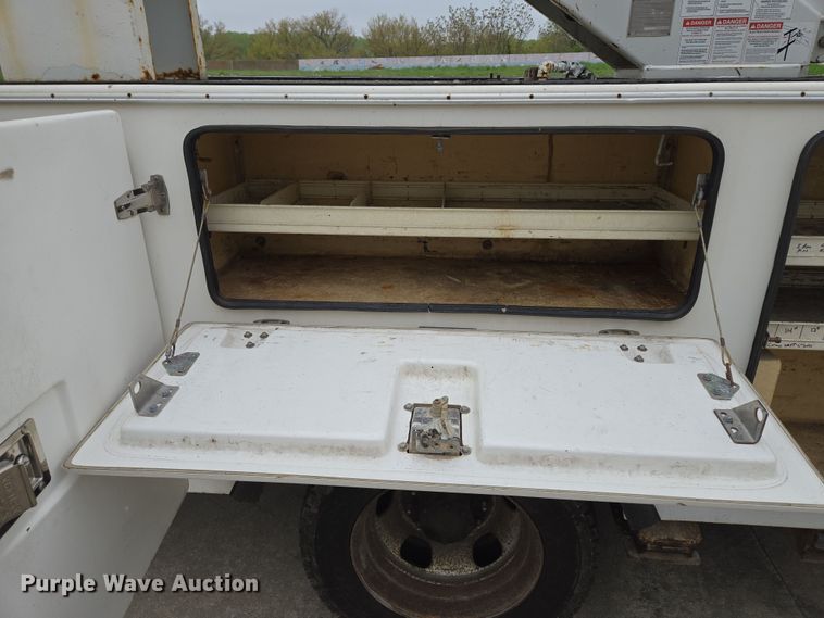 image for item EM7085 2010 Dodge  Ram 5500  bucket truck