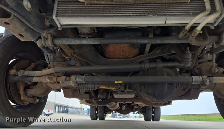 image for item EM7085 2010 Dodge  Ram 5500  bucket truck