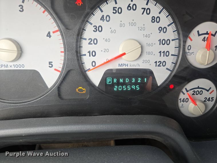 image for item EM7085 2010 Dodge  Ram 5500  bucket truck