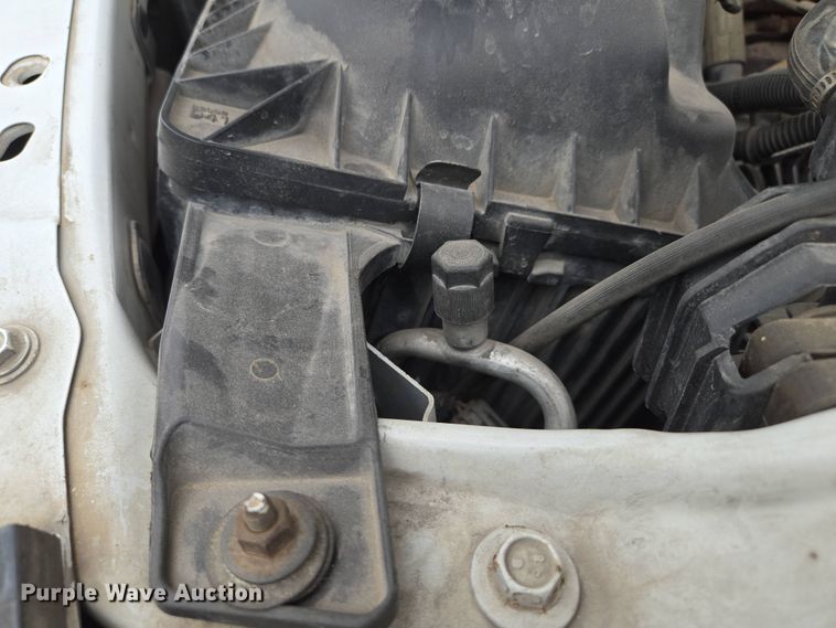 image for item EM7085 2010 Dodge  Ram 5500  bucket truck