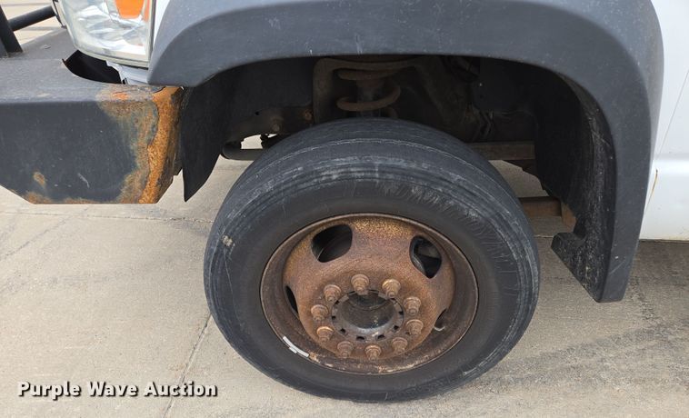 image for item EM7085 2010 Dodge  Ram 5500  bucket truck