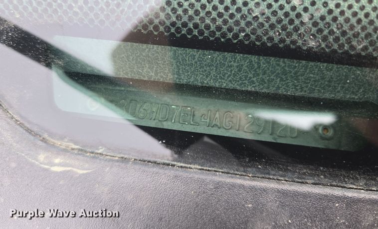 image for item EM7085 2010 Dodge  Ram 5500  bucket truck