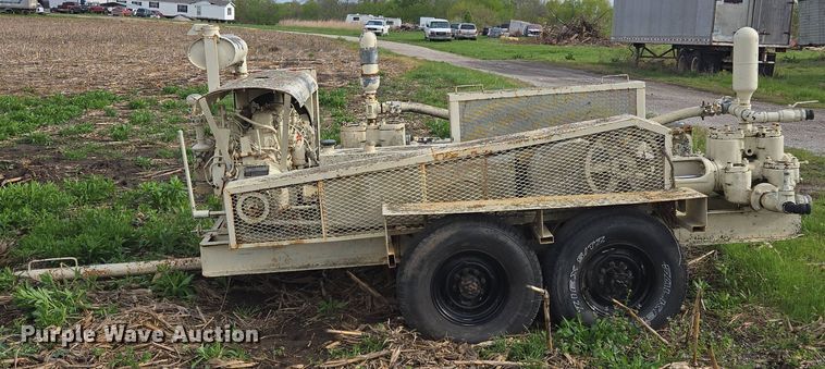 image for item EM7153 Mud pump 