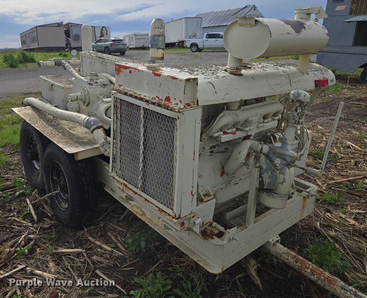 image for item EM7153 Mud pump 