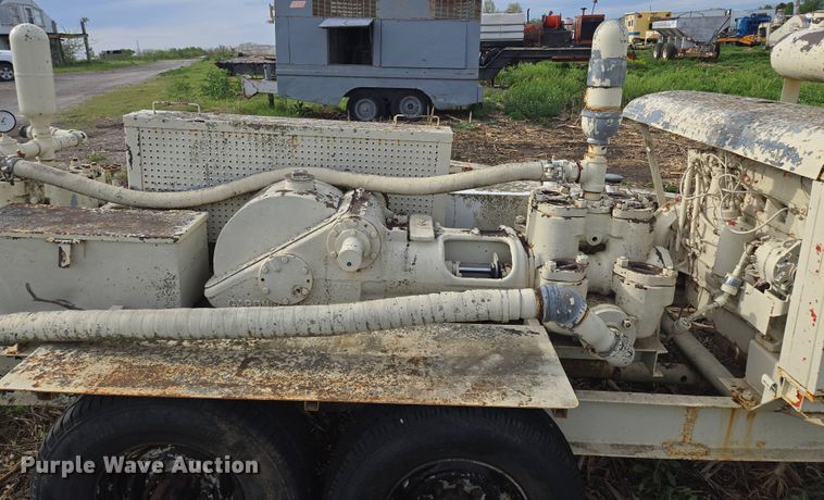 image for item EM7153 Mud pump 