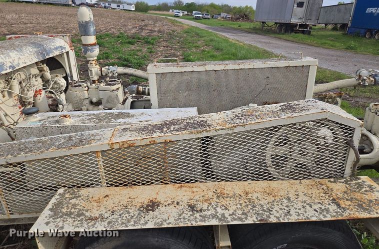 image for item EM7153 Mud pump 