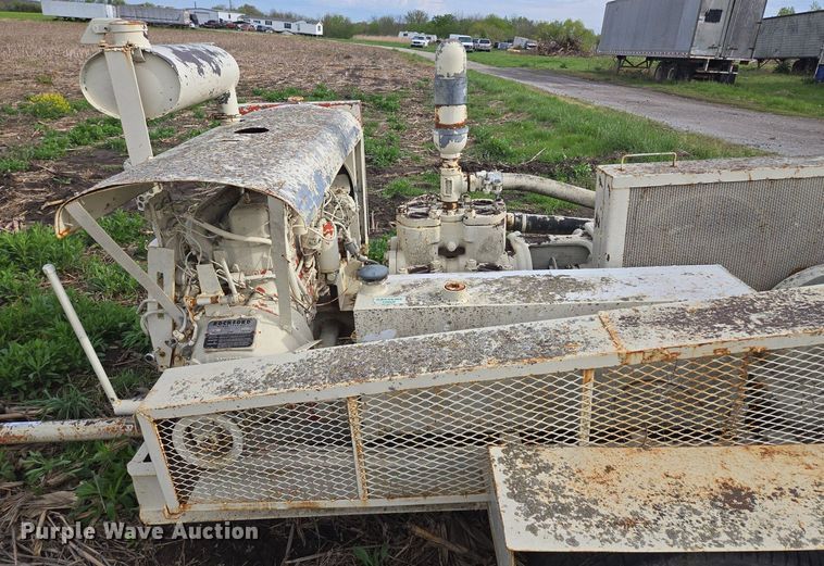 image for item EM7153 Mud pump 