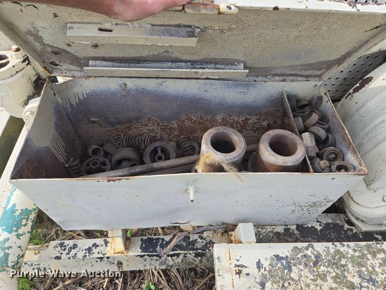 image for item EM7153 Mud pump 