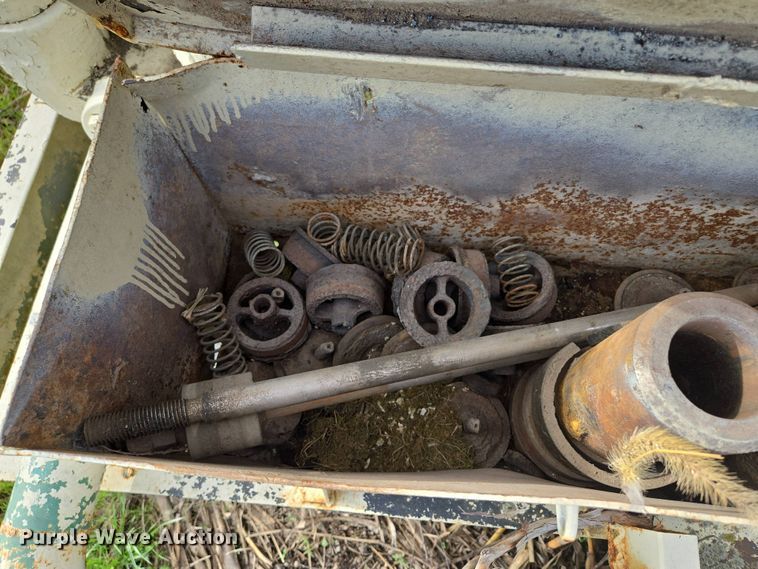 image for item EM7153 Mud pump 