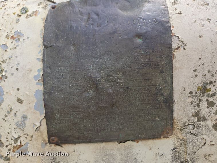 image for item EM7153 Mud pump 