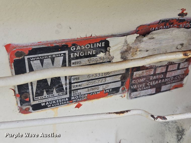 image for item EM7153 Mud pump 