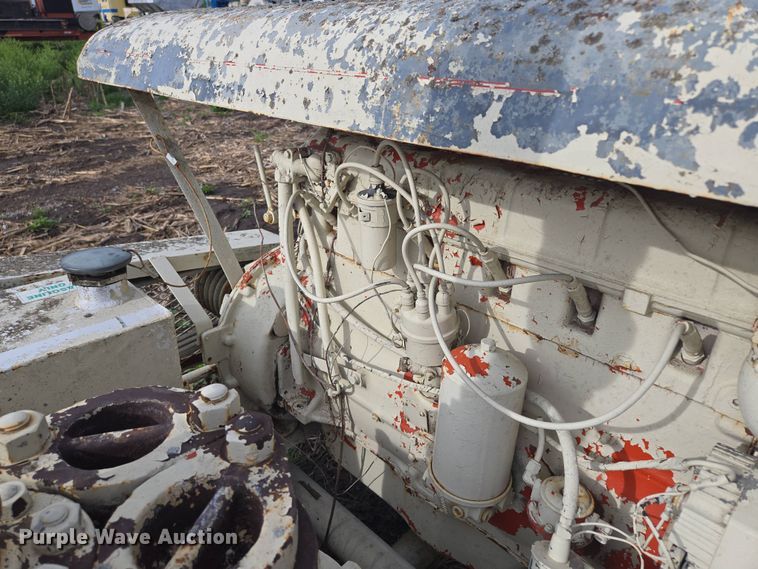 image for item EM7153 Mud pump 