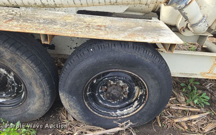 image for item EM7153 Mud pump 