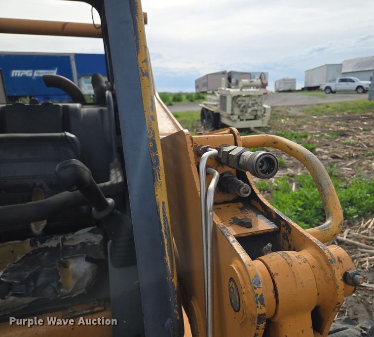 image for item EM7154 2001 Case 95XT skid steer loader