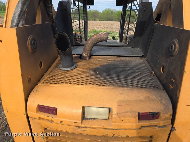 image for item EM7154 2001 Case 95XT skid steer loader