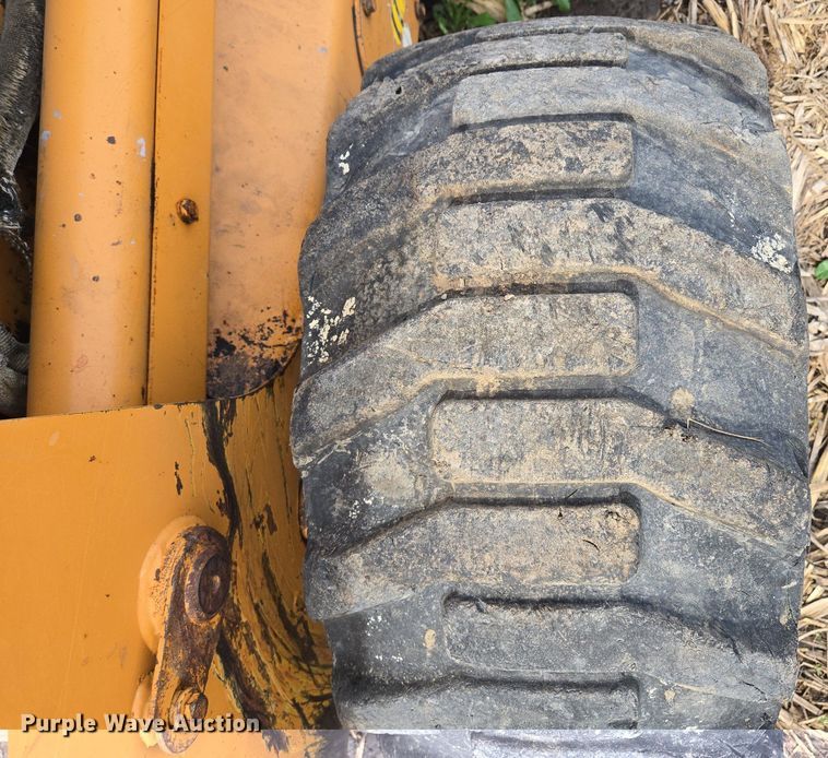 image for item EM7154 2001 Case 95XT skid steer loader