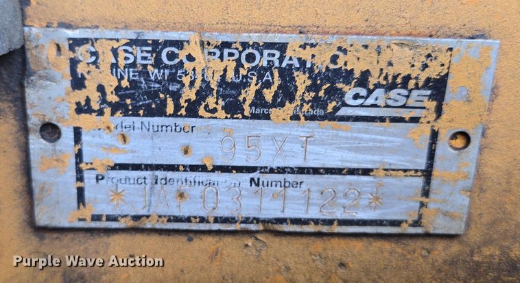 image for item EM7154 2001 Case 95XT skid steer loader
