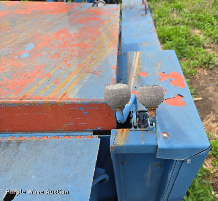 image for item EM7163 1996 Charles Machine Works Inc. FP22 vertical drill rig 