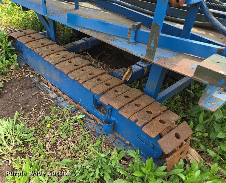 image for item EM7163 1996 Charles Machine Works Inc. FP22 vertical drill rig 