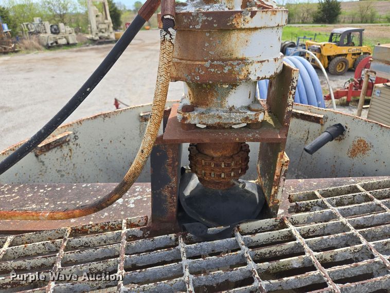 image for item EM7164 1981 GMC Brigadier flatbed truck with mud mixing system