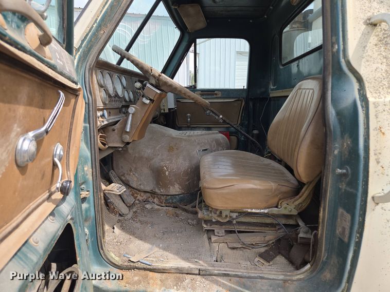 image for item EM7164 1981 GMC Brigadier flatbed truck with mud mixing system