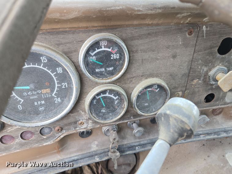 image for item EM7164 1981 GMC Brigadier flatbed truck with mud mixing system