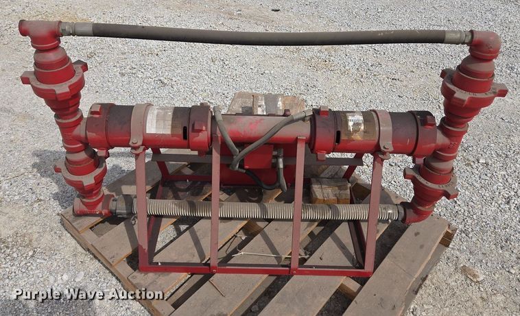 image for item EM7164 1981 GMC Brigadier flatbed truck with mud mixing system