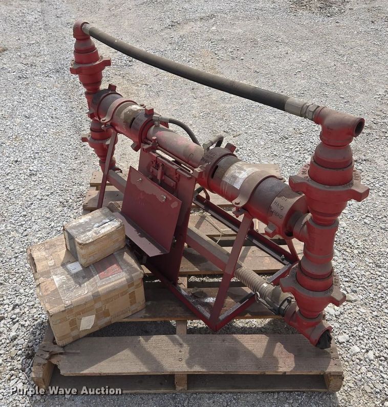 image for item EM7164 1981 GMC Brigadier flatbed truck with mud mixing system