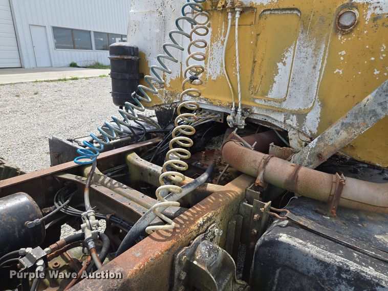 image for item EM7165 1979 GMC Brigadier semi truck