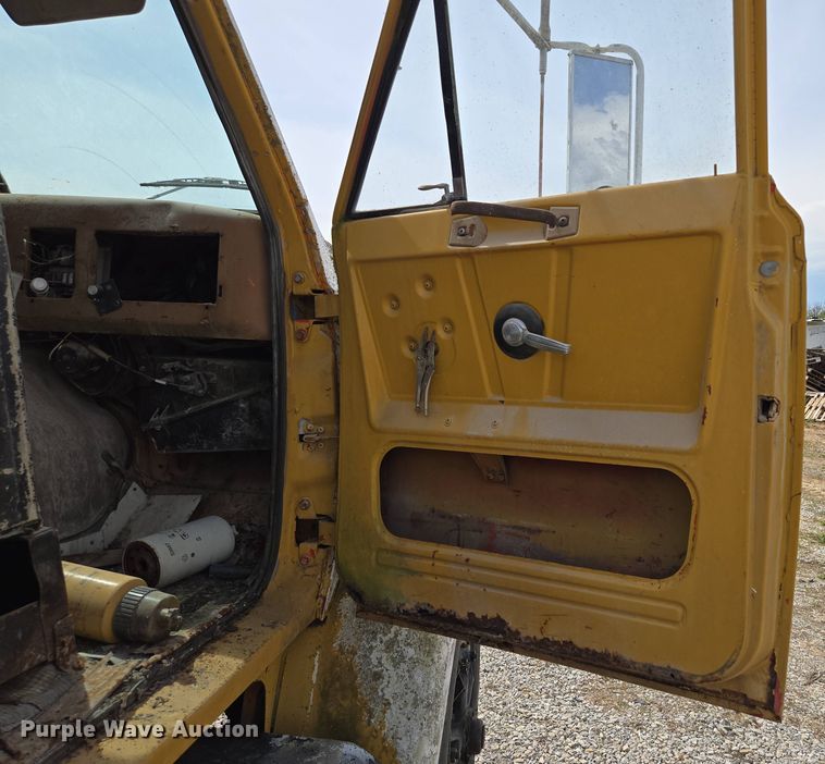 image for item EM7165 1979 GMC Brigadier semi truck