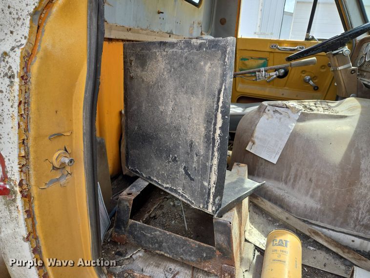 image for item EM7165 1979 GMC Brigadier semi truck