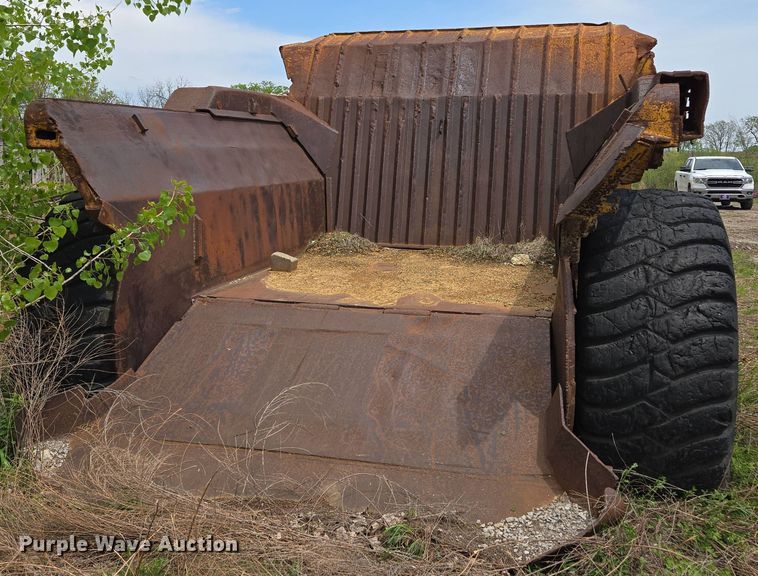 image for item EM7166 1966 Caterpillar 631B conventional scraper 