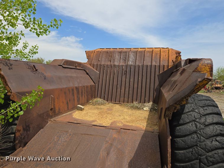 image for item EM7166 1966 Caterpillar 631B conventional scraper 