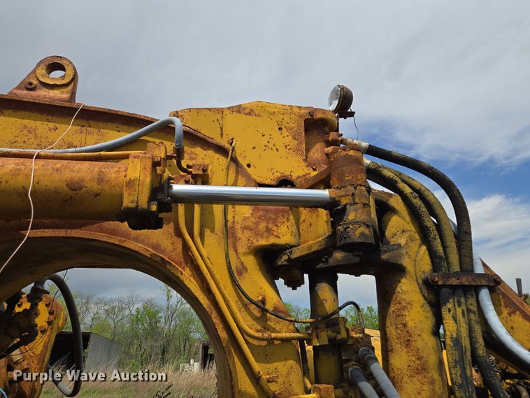 image for item EM7166 1966 Caterpillar 631B conventional scraper 