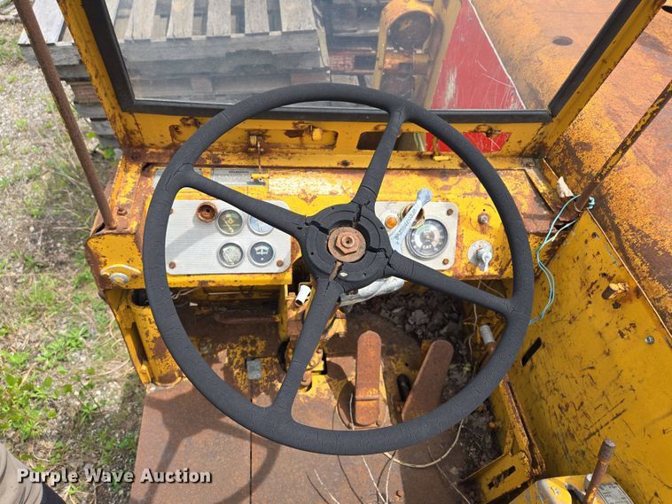 image for item EM7166 1966 Caterpillar 631B conventional scraper 