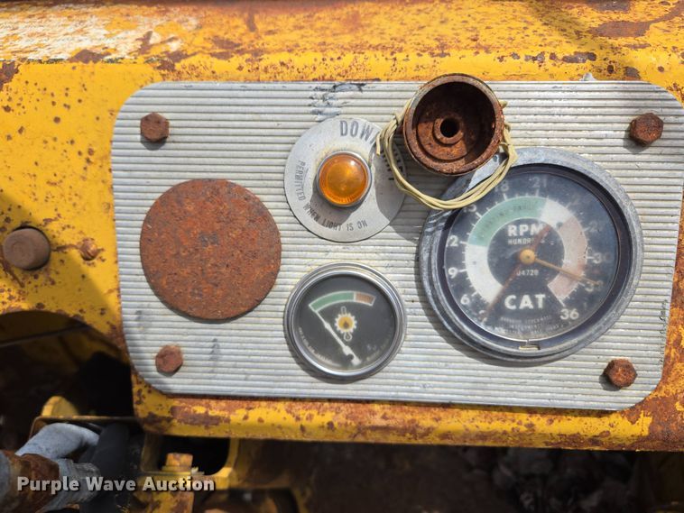 image for item EM7166 1966 Caterpillar 631B conventional scraper 