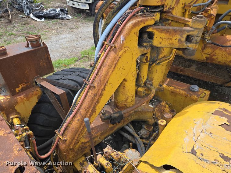 image for item EM7166 1966 Caterpillar 631B conventional scraper 